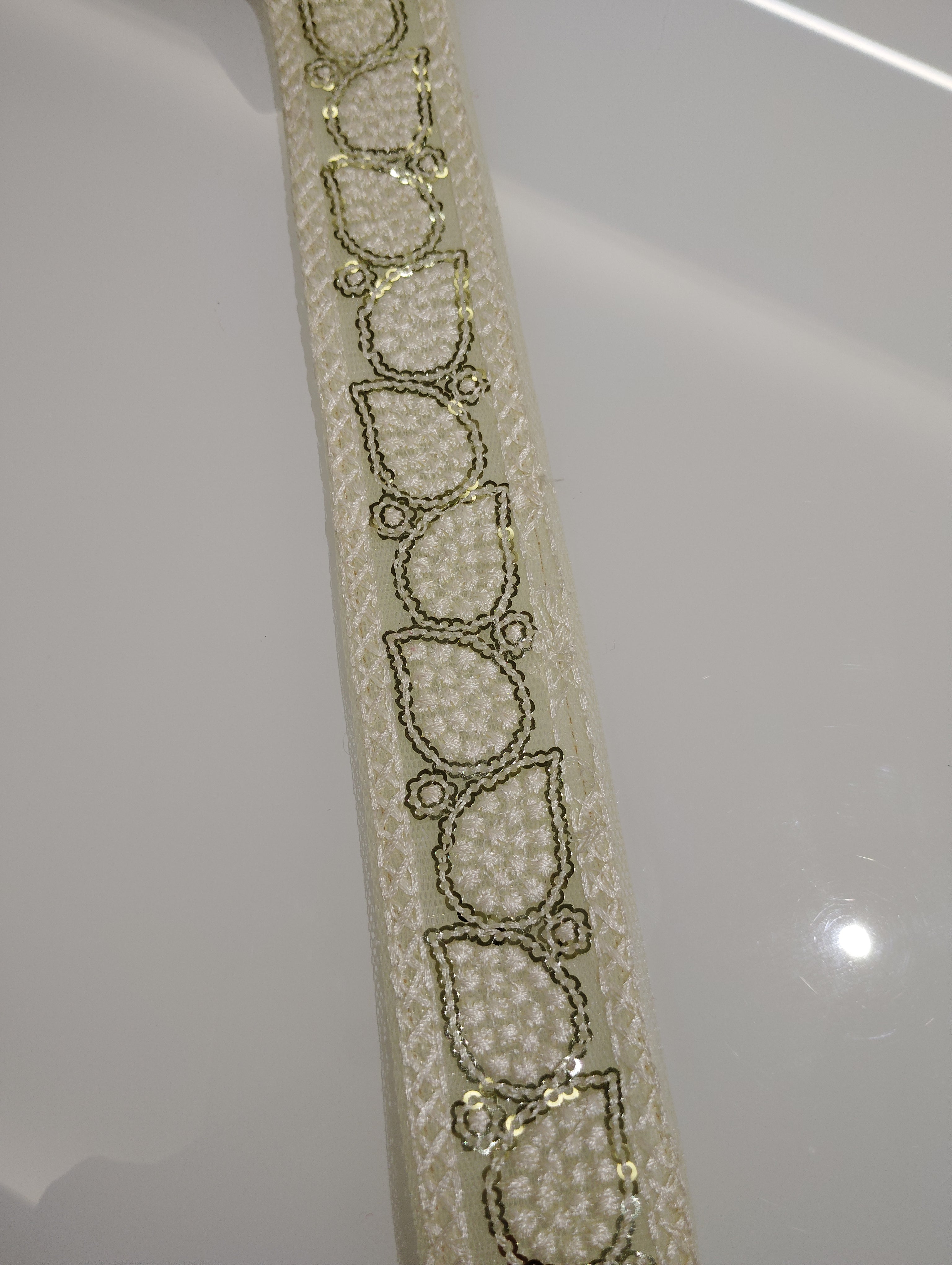 Royal Frame Pattern Lace Border