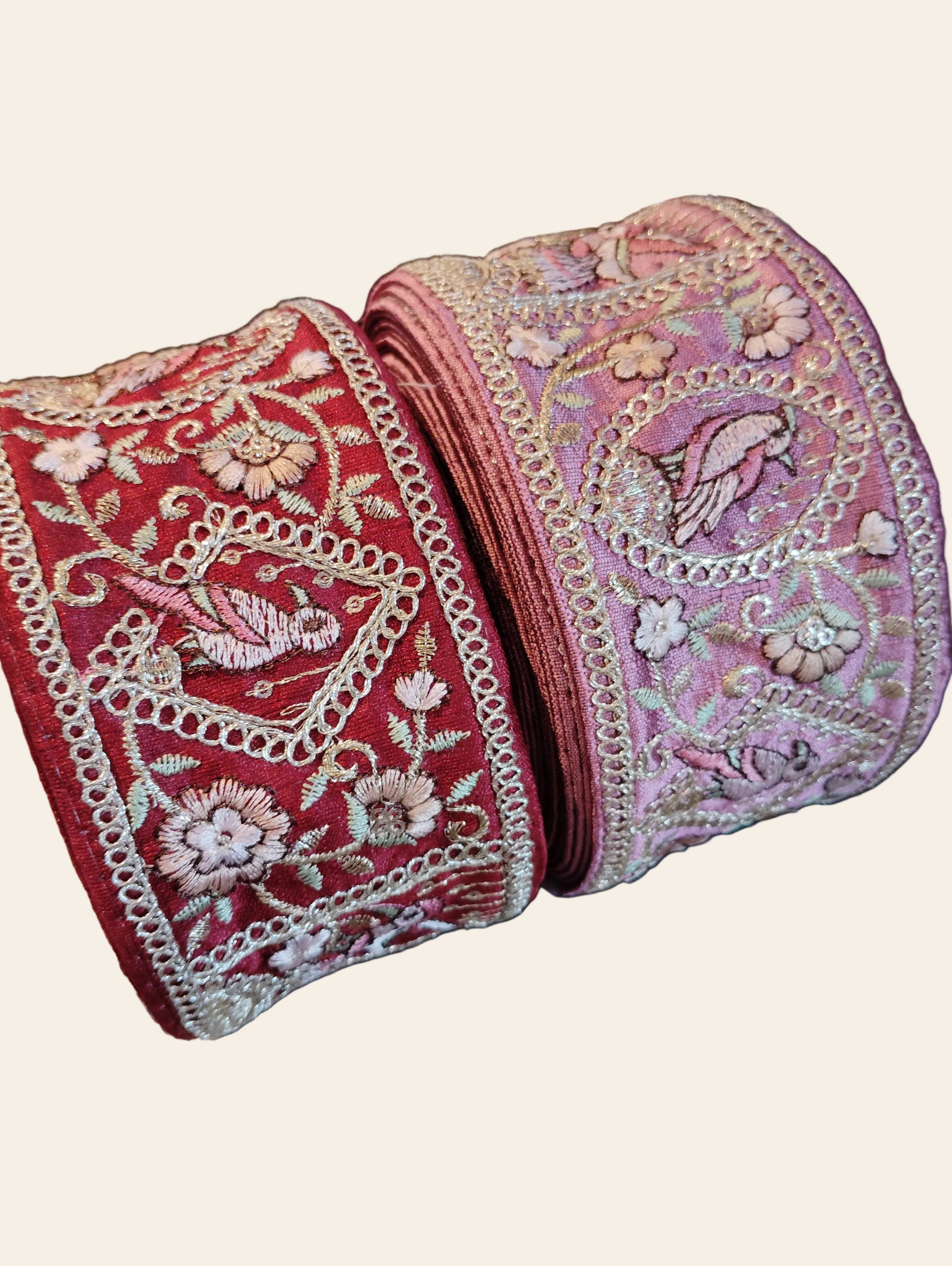 Exquisite Embroidered Bird & Floral Silk Ribbon Borde