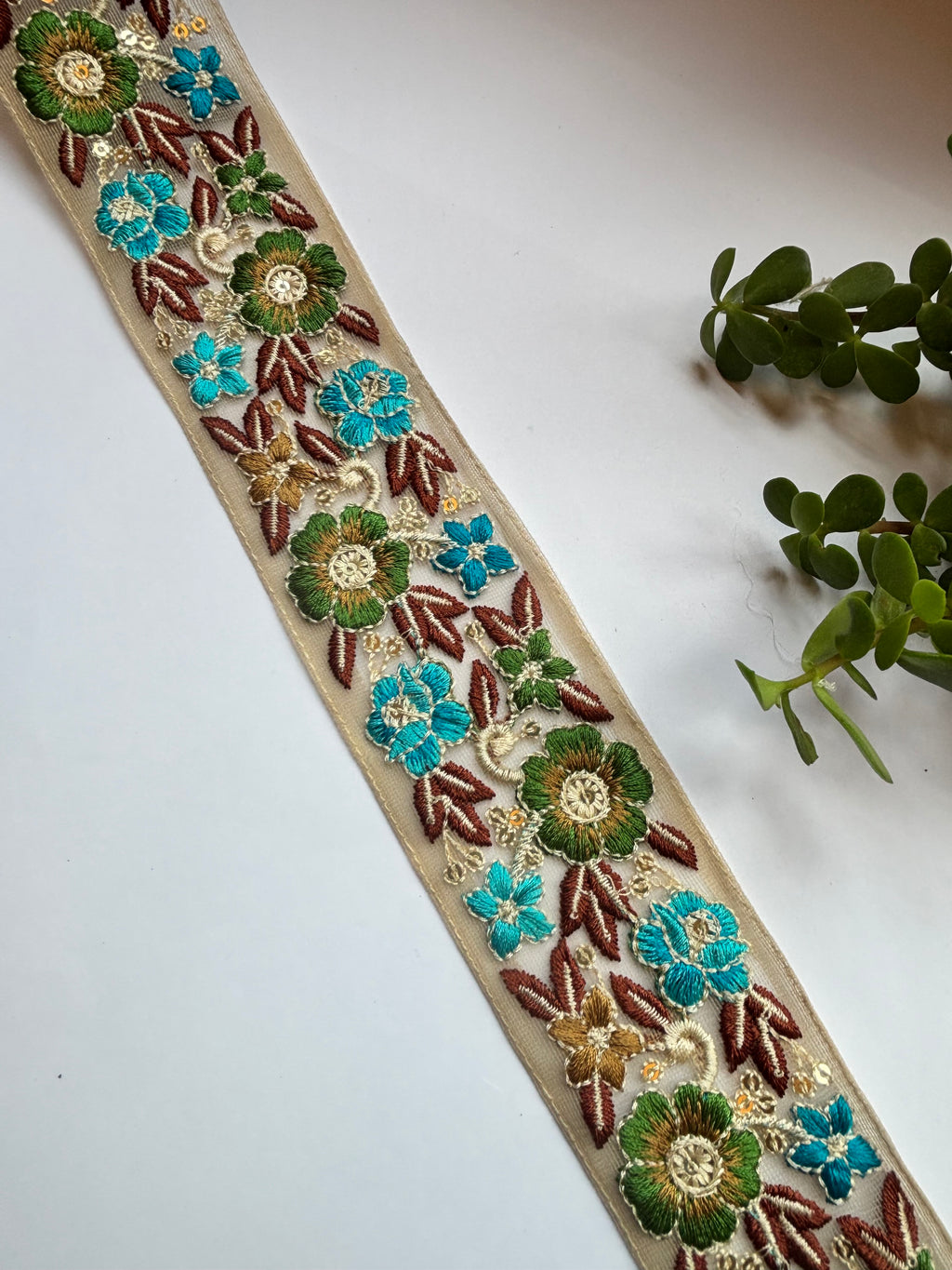 Exquisite Floral Embroidered Lace Trim with Sequins