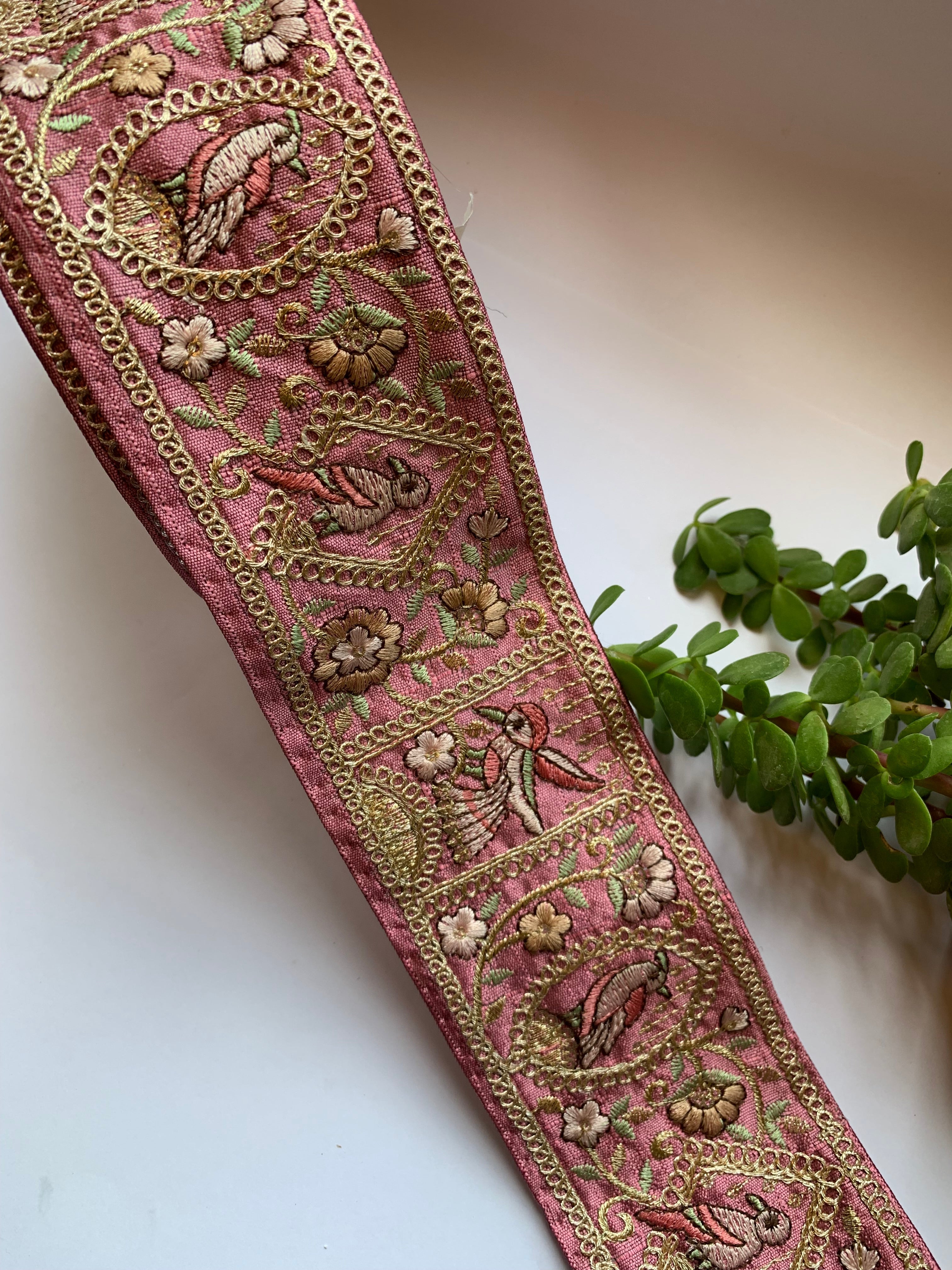 Exquisite Embroidered Bird & Floral Silk Ribbon Borde