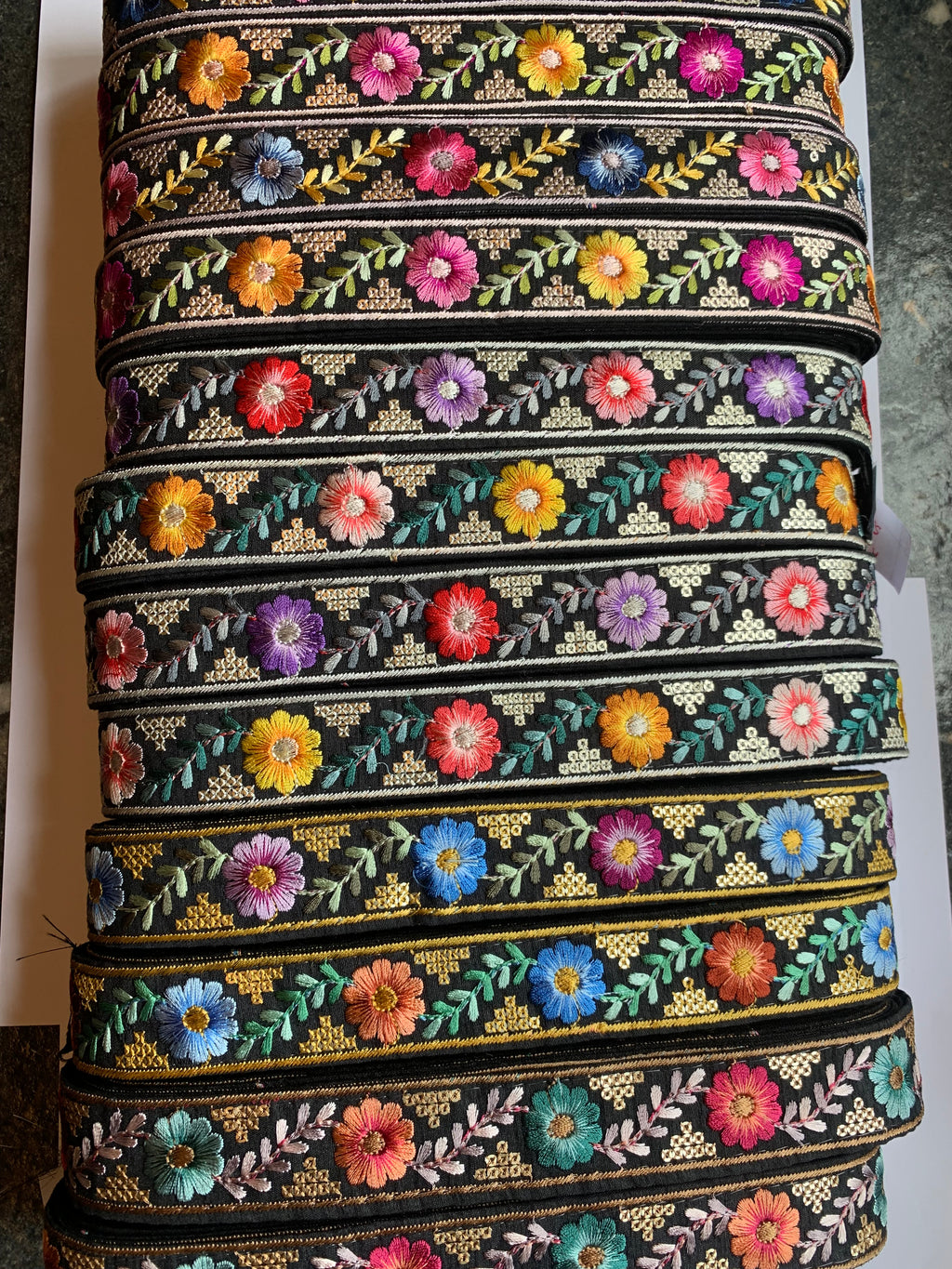 Multicolor Floral Embroidered Trim with Gold Sequin Accents – Boho Style Decorative Border