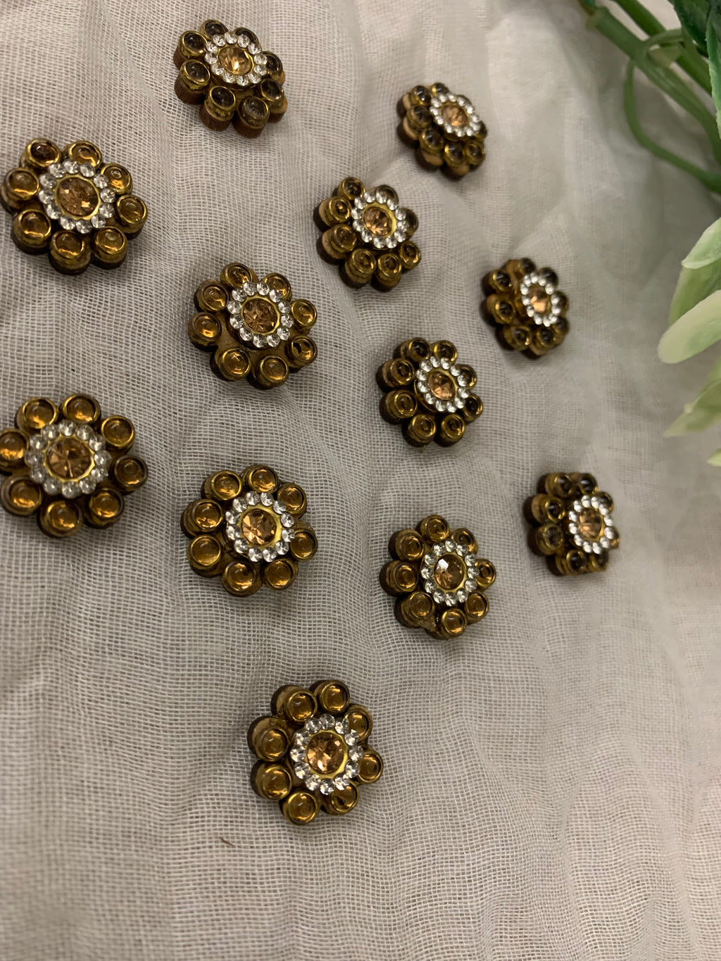 Antique Gold Flower Buttons