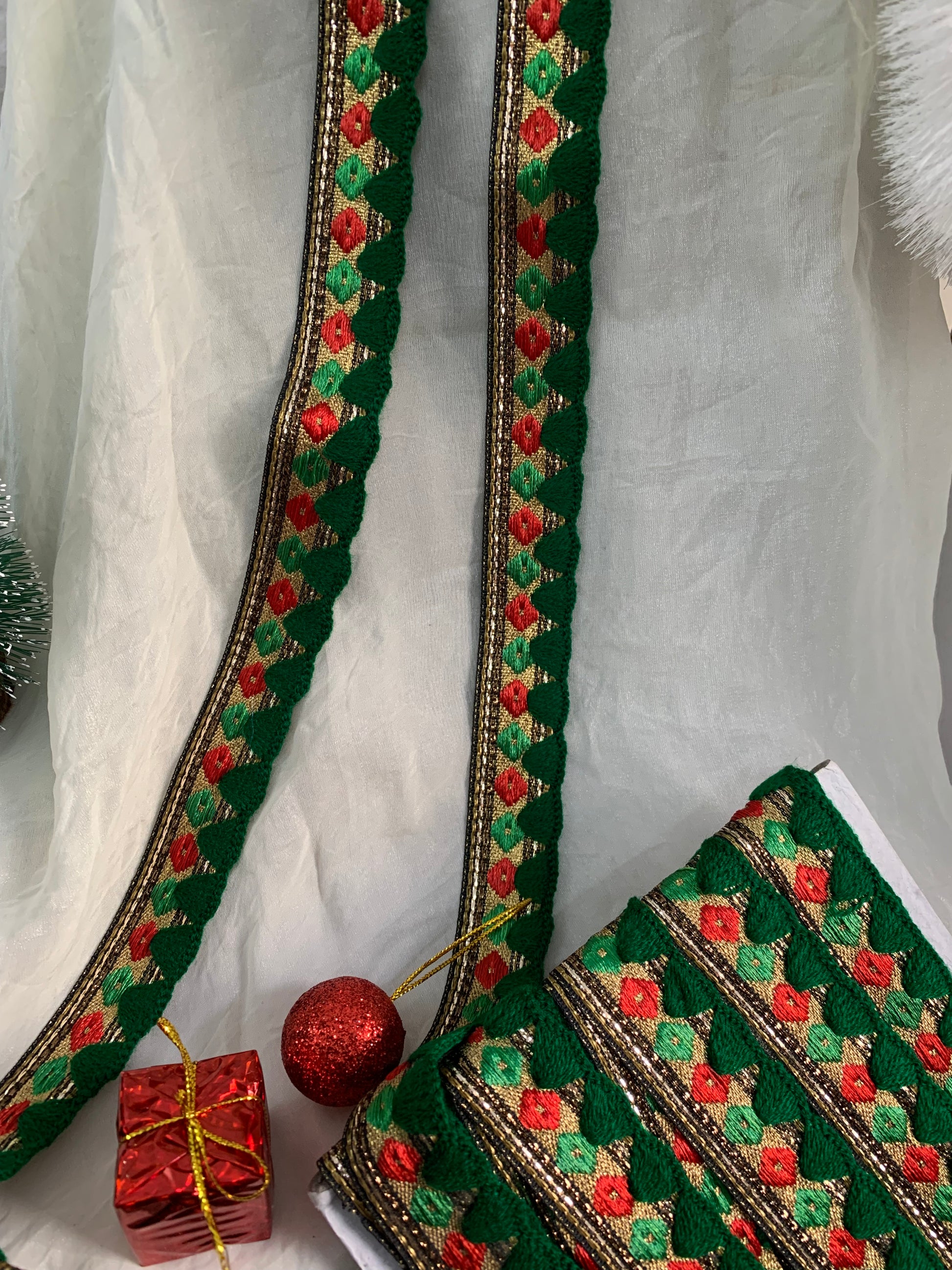Festive Green–Gold Geometric Embroidered Trim