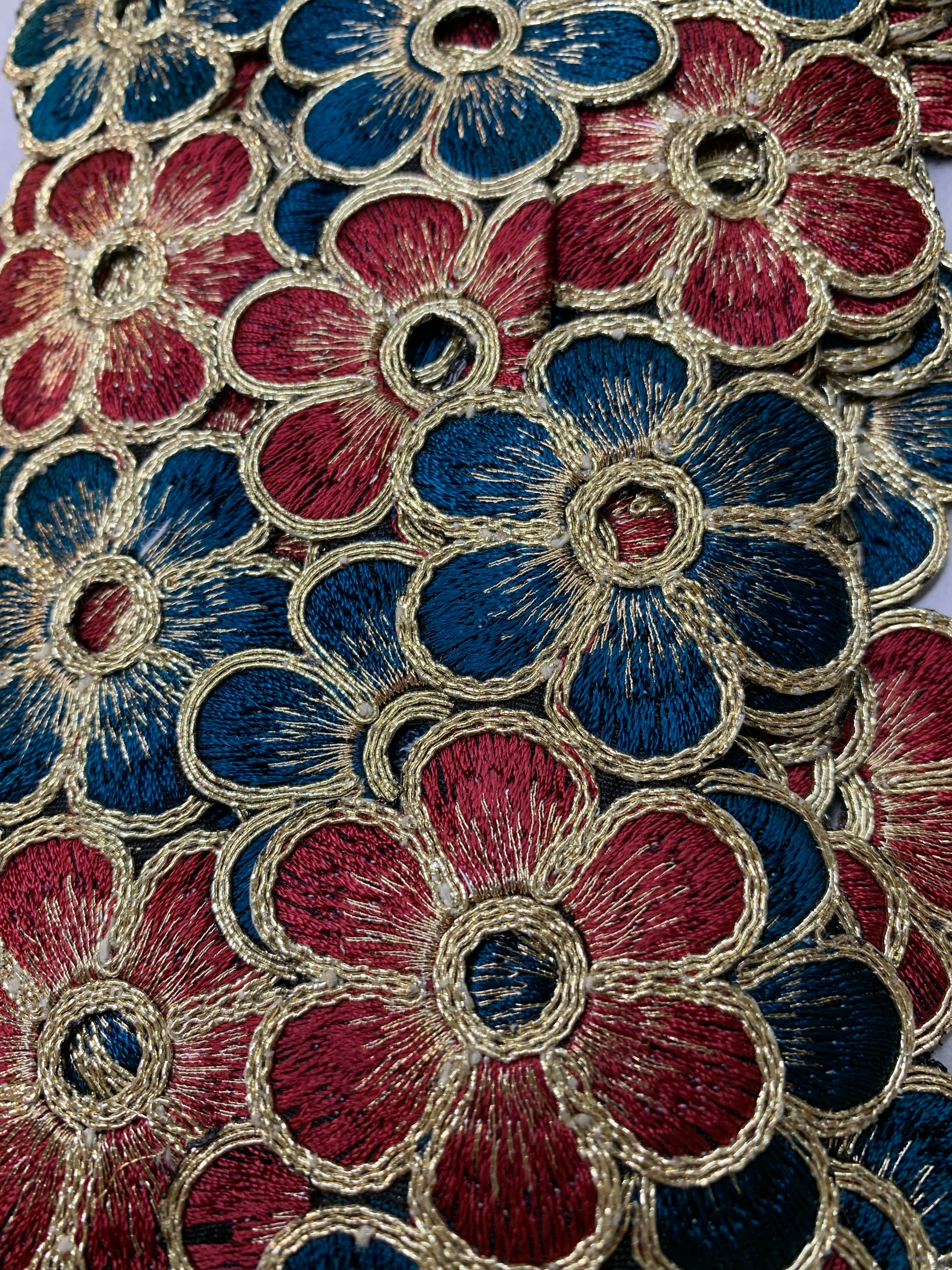 Floral Cutwork Zari Embroidered Border