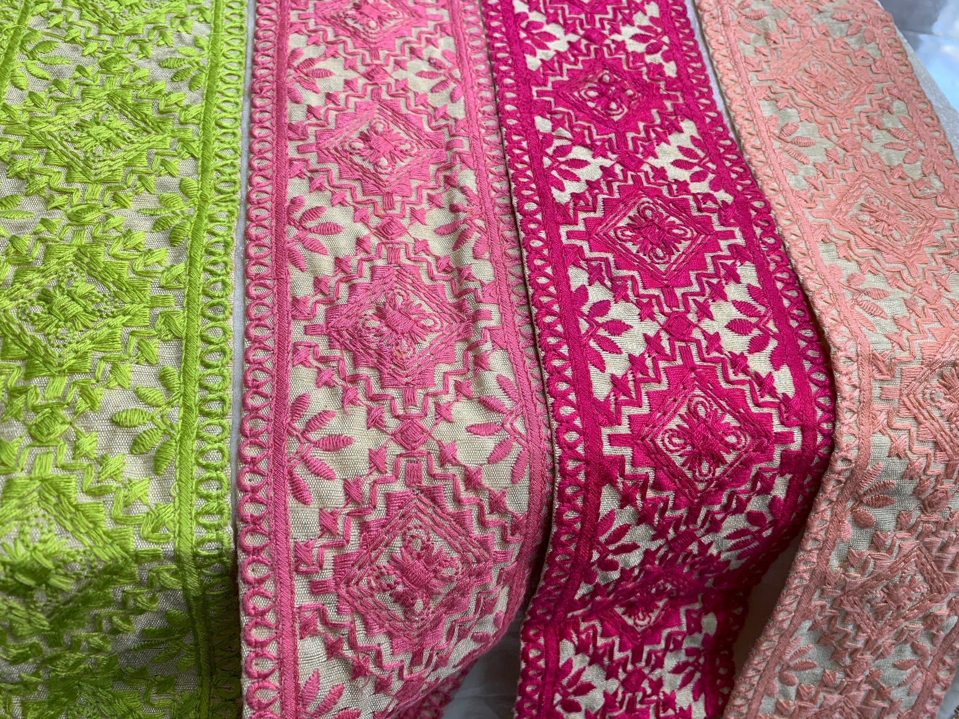 Geometric Jaal Thread Embroidery Lace