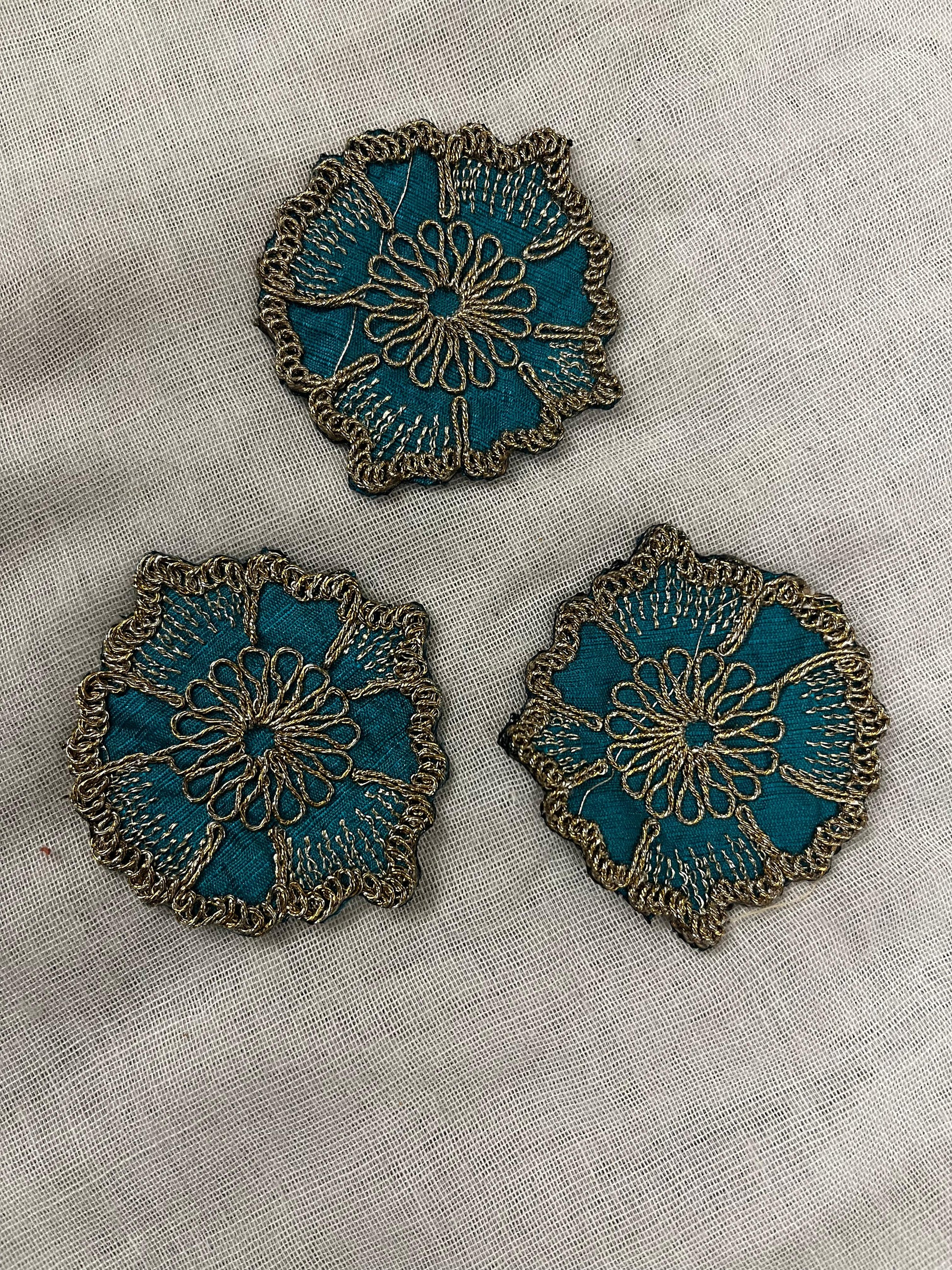 Teal Round Flower Patch