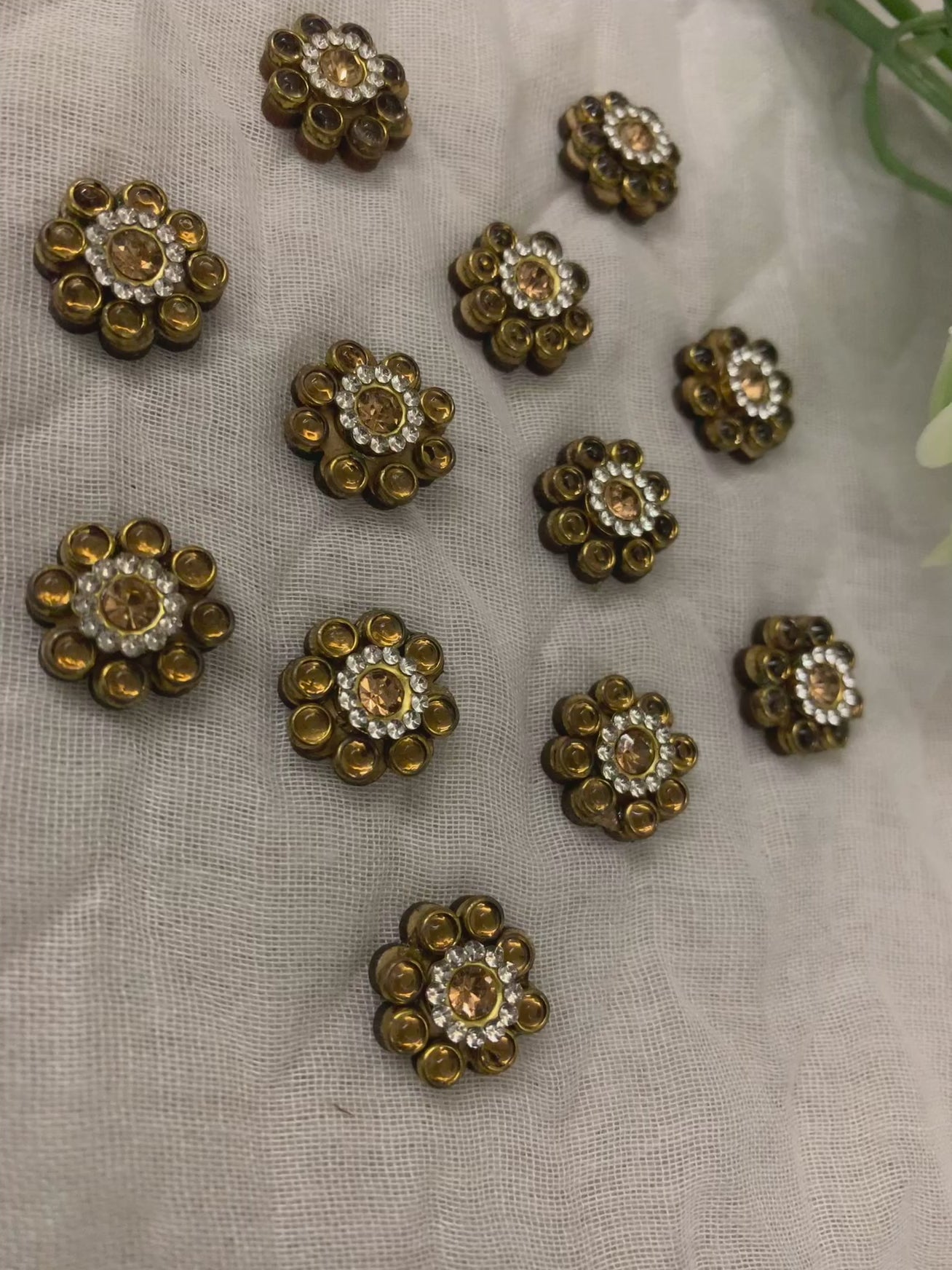 Antique Gold Flower Buttons